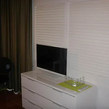 Apartment Pinos Per 4 Persones Amb Piscina Comunitaria A L'urbanitzacio Pinos *