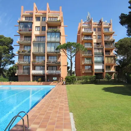Pinos Per 4 Persones Amb Piscina Comunitaria A L'urbanitzacio Pinos Apartment Platja d'Aro